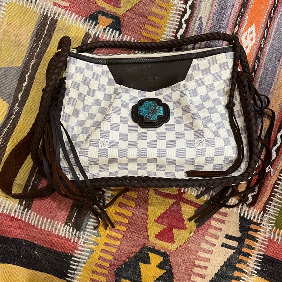 Louis Vuitton Handbags - Leather and Vodka Louis Vuitton Siracusa